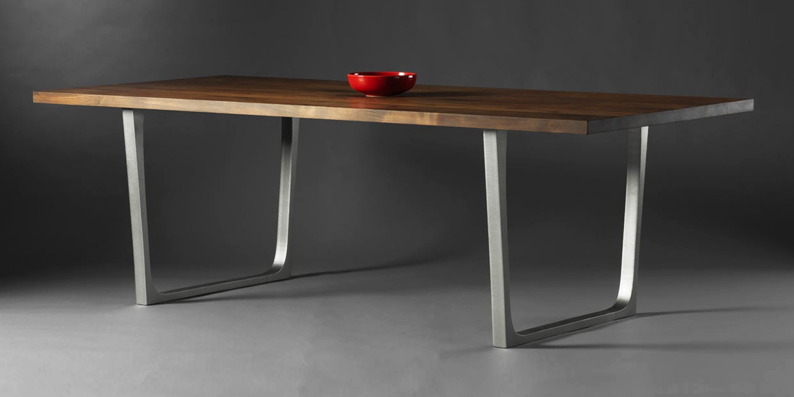 Elegant Argon Table